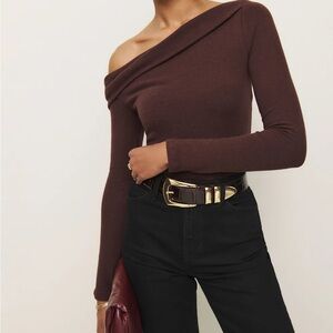 Reformation Elio knit top in Mahogany
